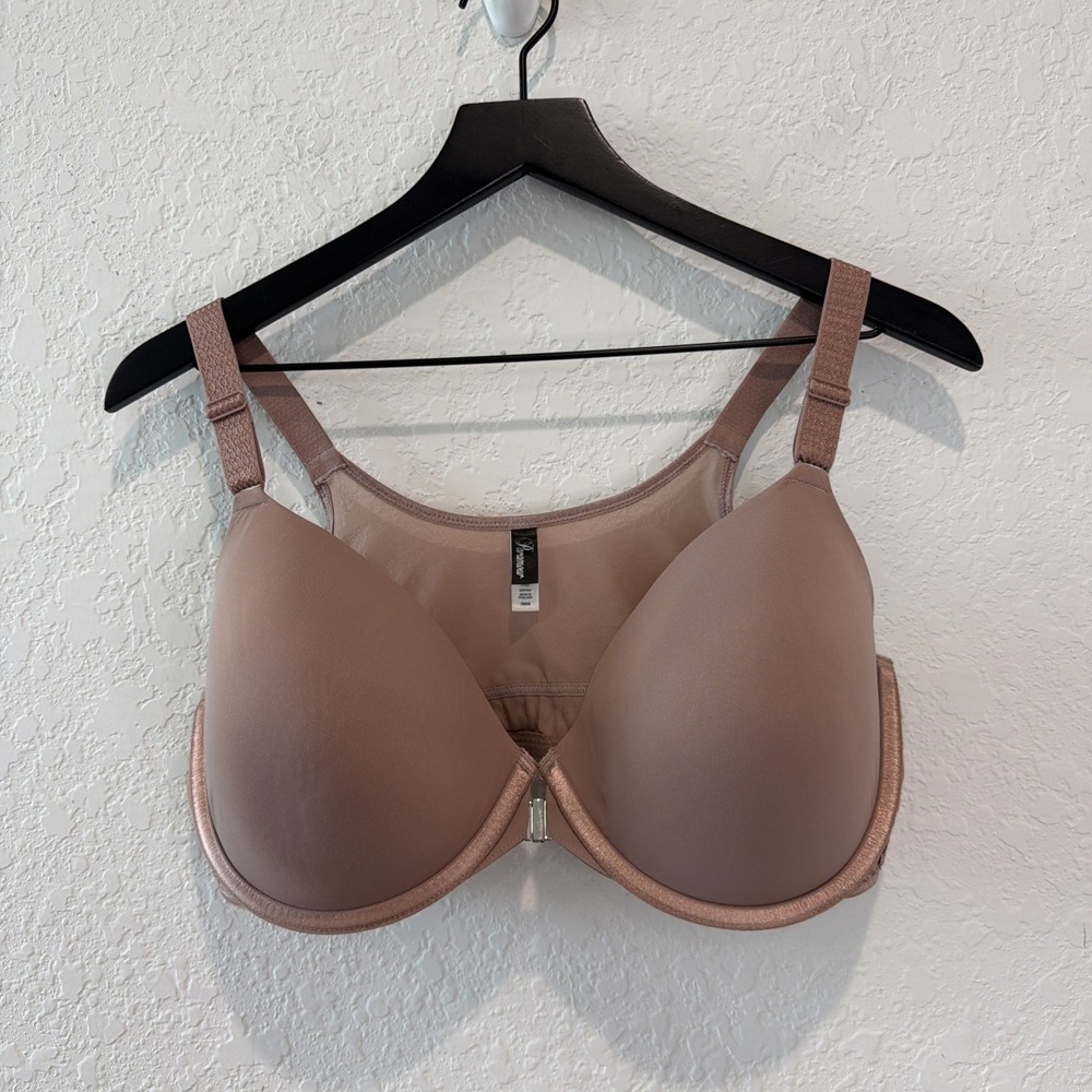 Paramour Front Clasp Mauve Lace Detail Smooth Back Bra Size 38DD Underwire